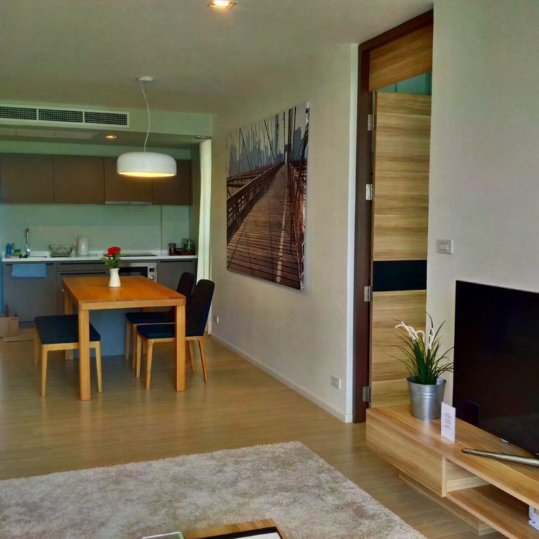 Huahin Luxury Beachfront Condo By Ml Номер фото