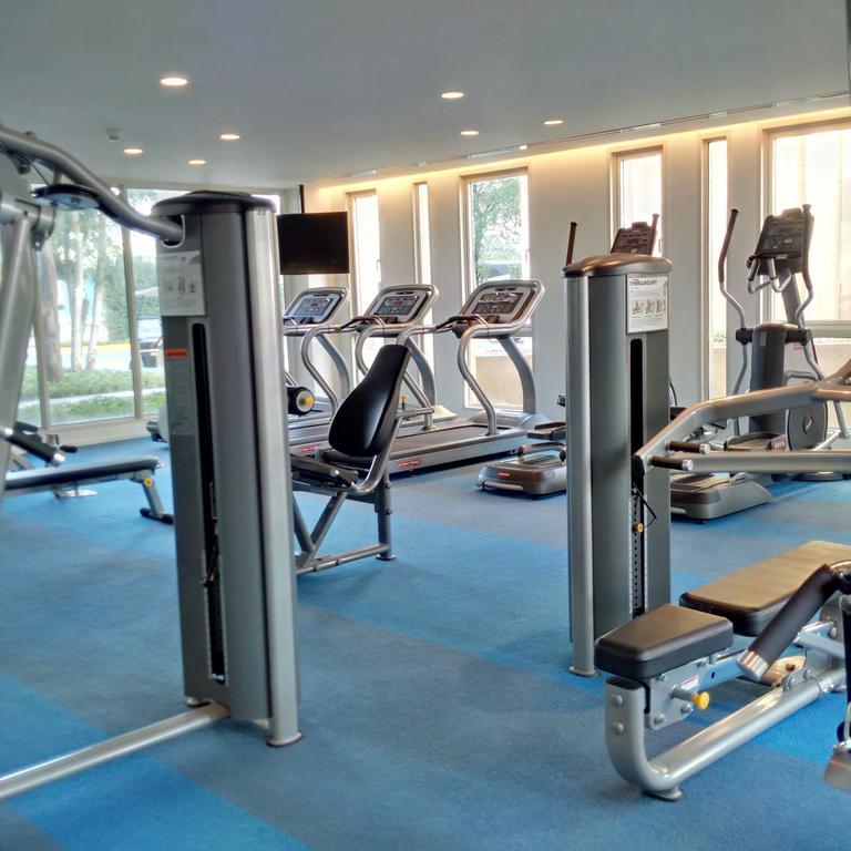 Huahin Luxury Beachfront Condo By Ml Номер фото