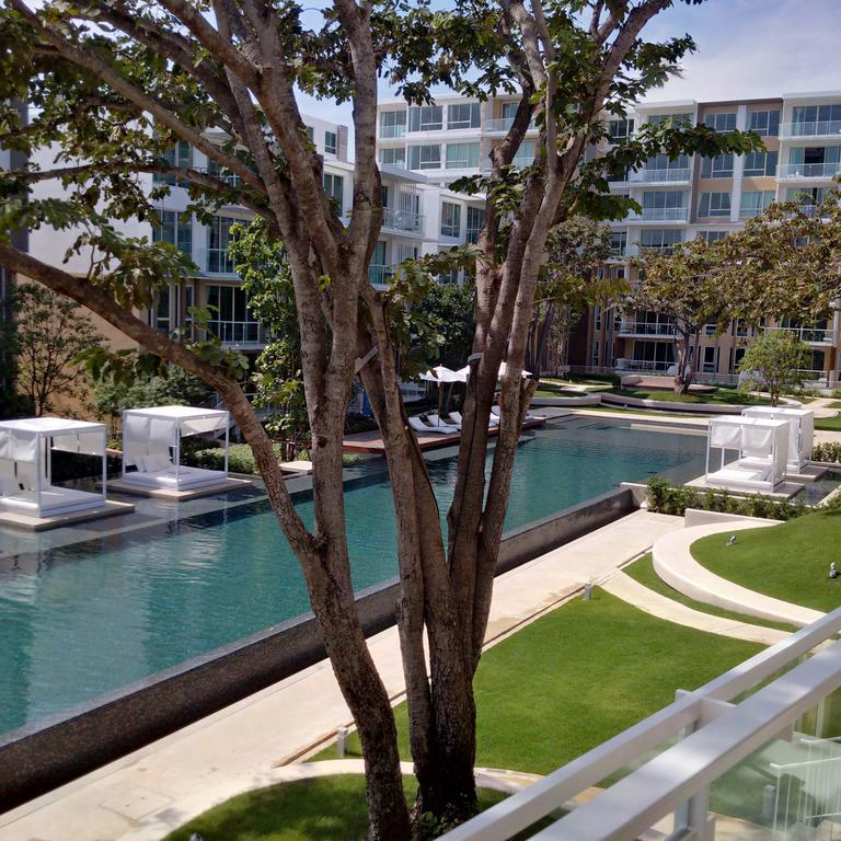 Huahin Luxury Beachfront Condo By Ml Номер фото