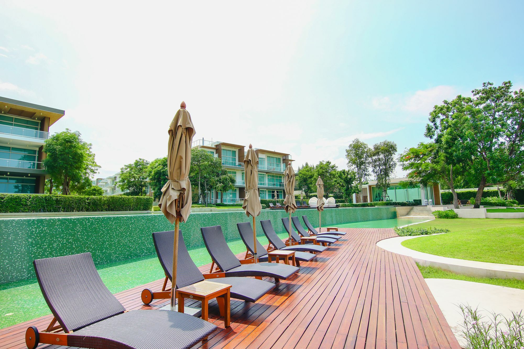 Huahin Luxury Beachfront Condo By Ml Экстерьер фото