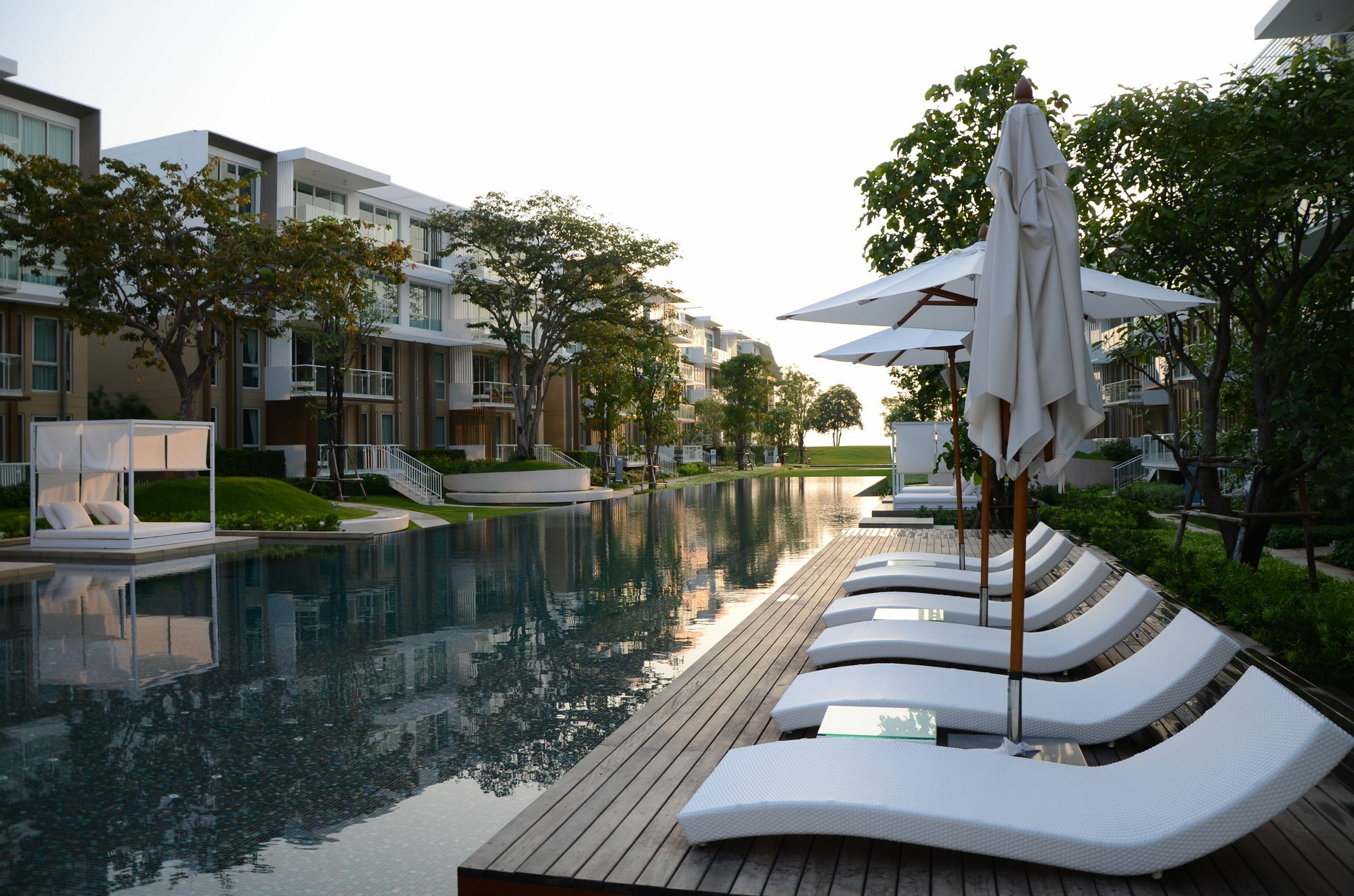 Huahin Luxury Beachfront Condo By Ml Экстерьер фото